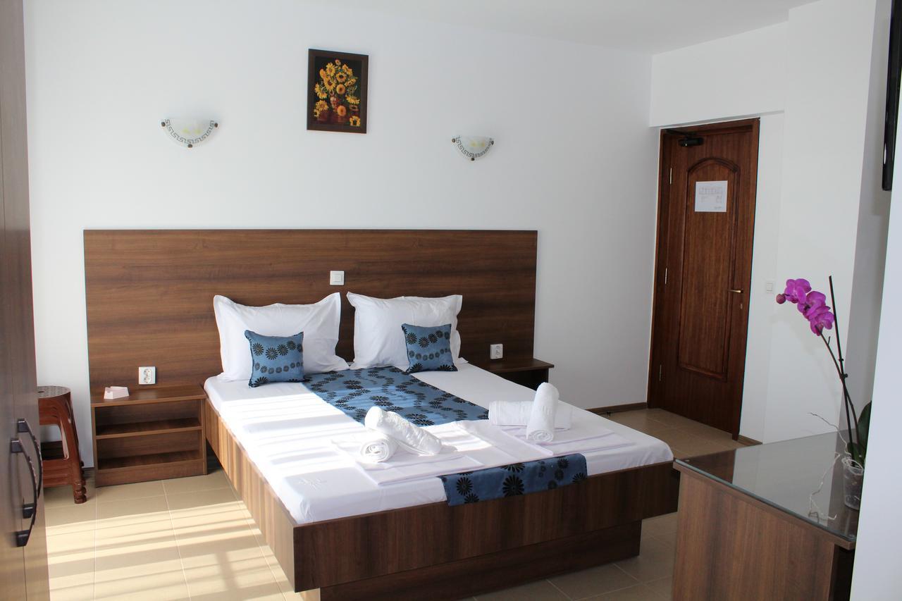 Vila Medeea Costinesti Luaran gambar