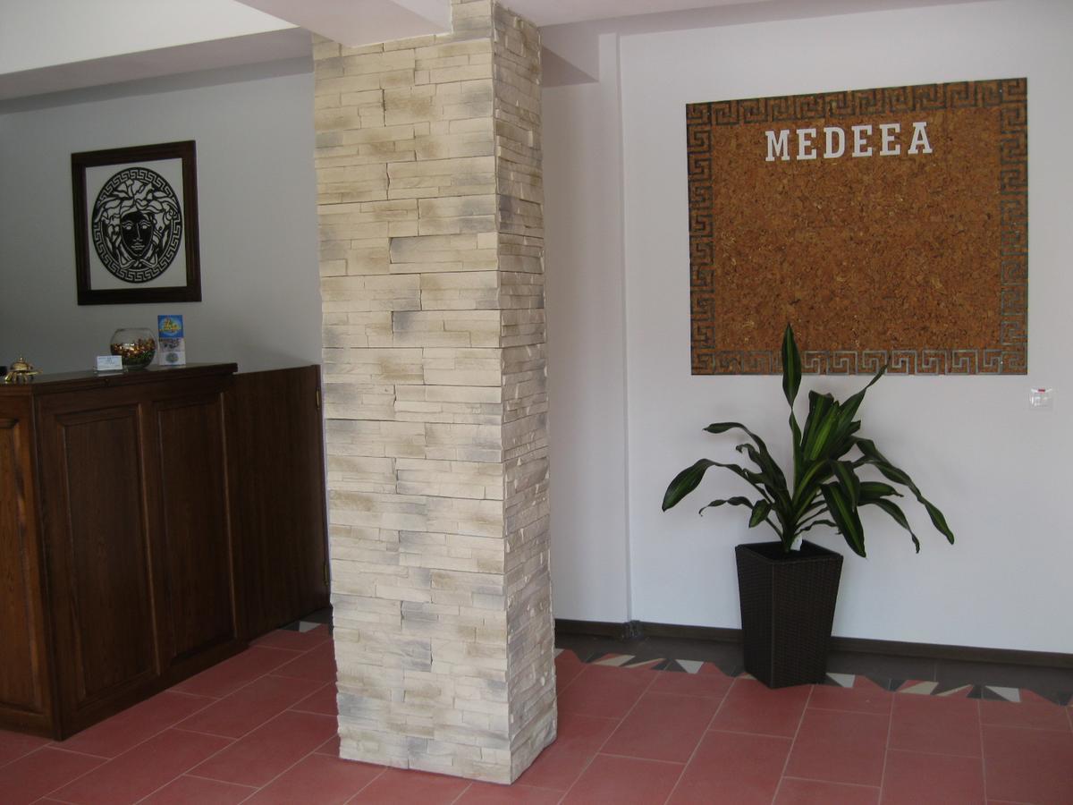 Vila Medeea Costinesti Luaran gambar